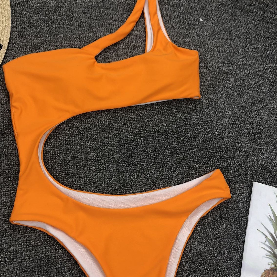 2025 Sexy One shoulder Female Swimwear One piece swimsuit Women Monokini Bather Trikini High cut Out Bathing suit Swim Bodysuit