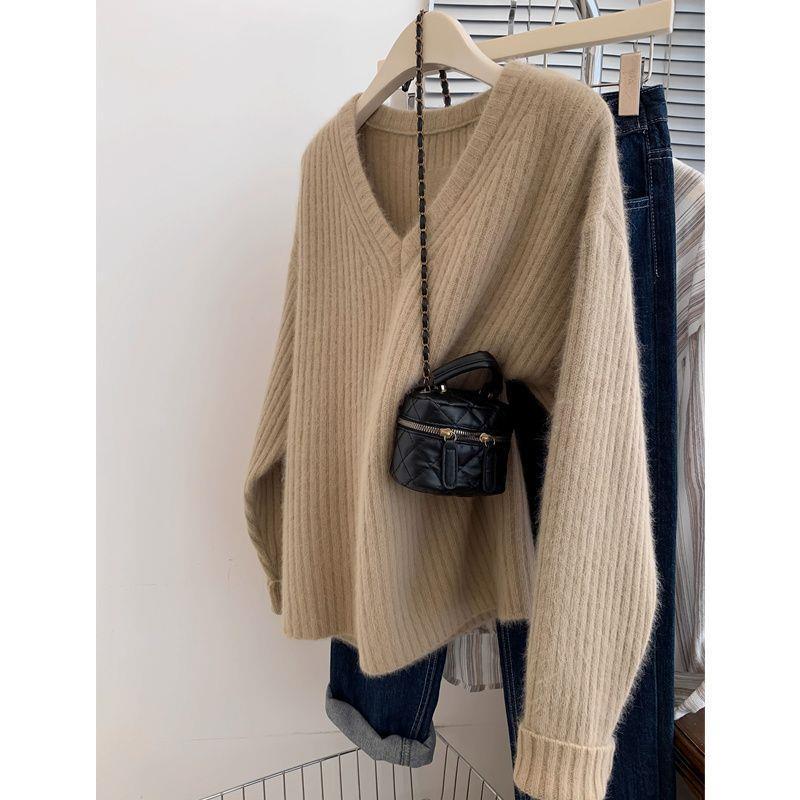 Women's Loose Fit Blue Long Sleeve V-Neck Faux Raccoon Fur Knit Sweater