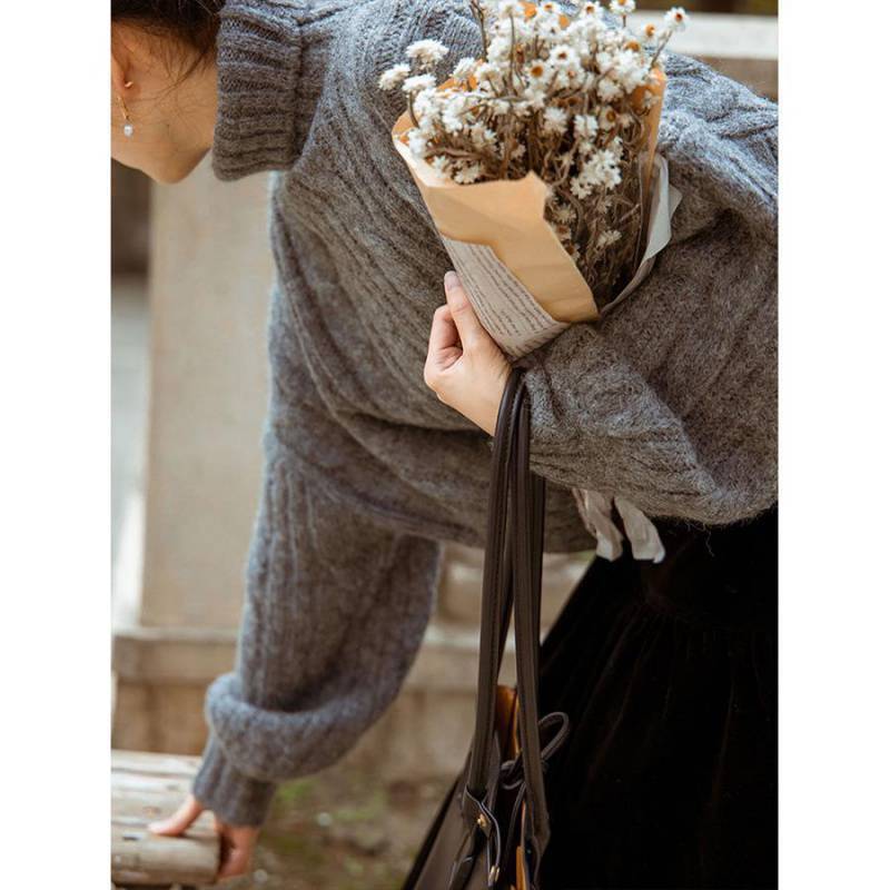 Vintage Cable Knit High Neck Sweater