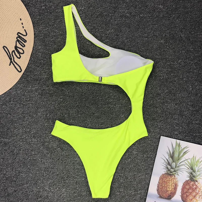 2025 Sexy One shoulder Female Swimwear One piece swimsuit Women Monokini Bather Trikini High cut Out Bathing suit Swim Bodysuit