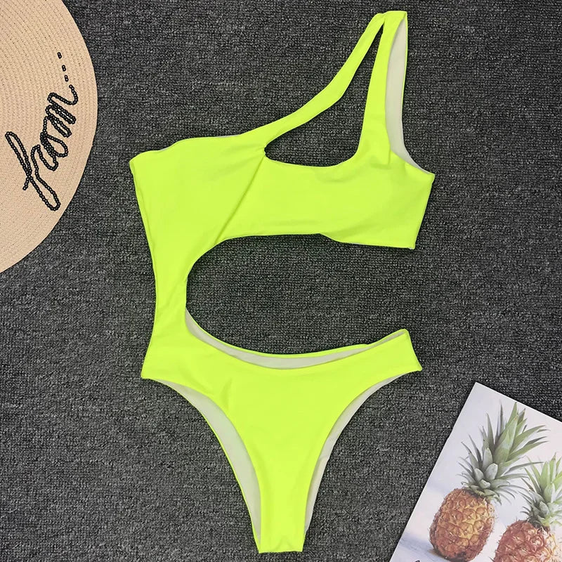 2025 Sexy One shoulder Female Swimwear One piece swimsuit Women Monokini Bather Trikini High cut Out Bathing suit Swim Bodysuit
